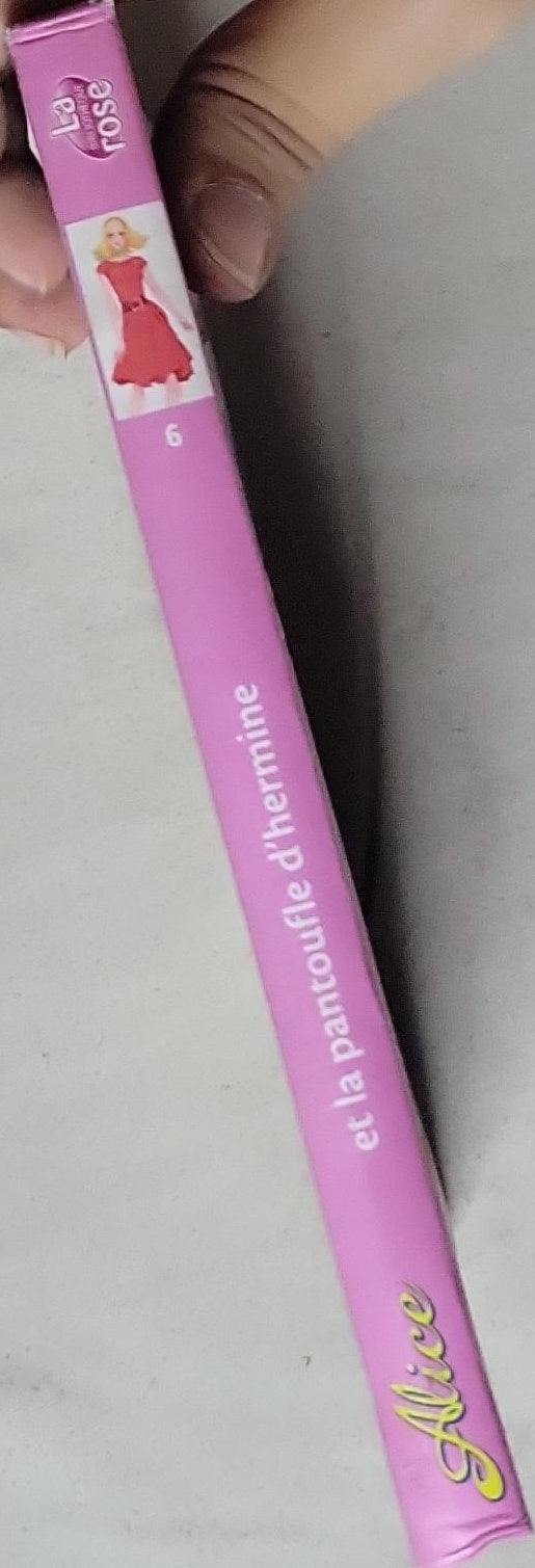 Alice et la pantoufle d'hermine