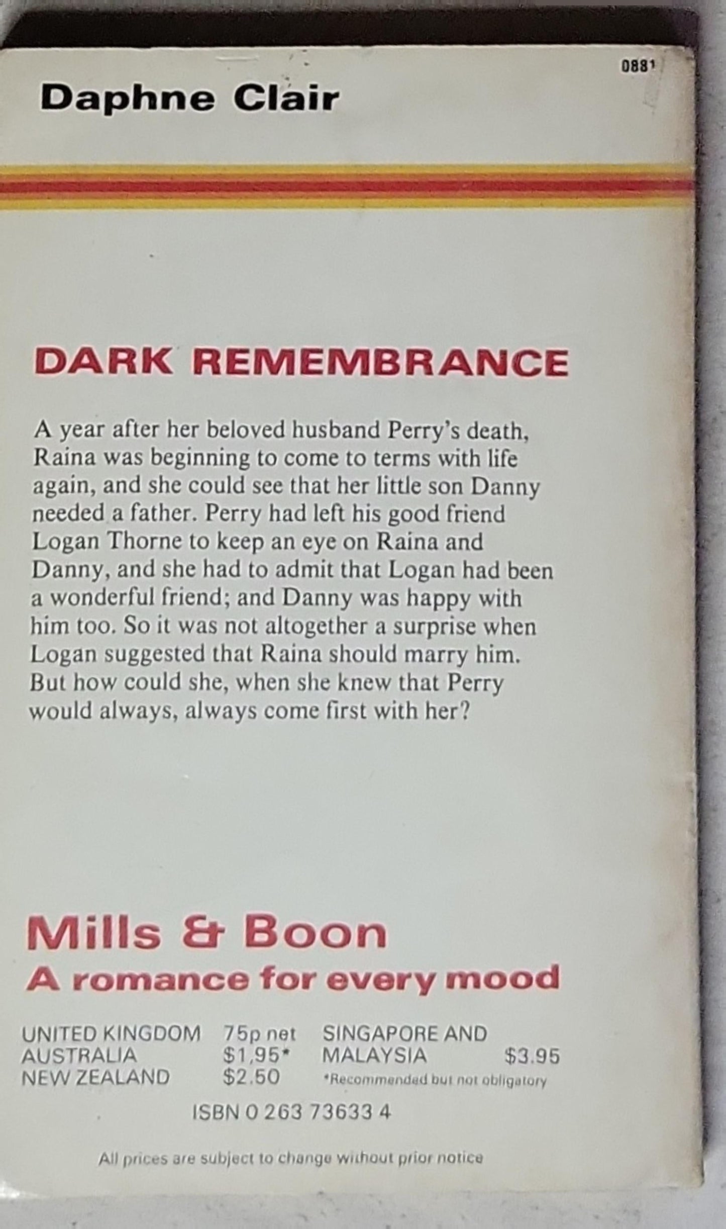 Dark Remembrance: Mills & Boon Romance - 1802 (UK)
