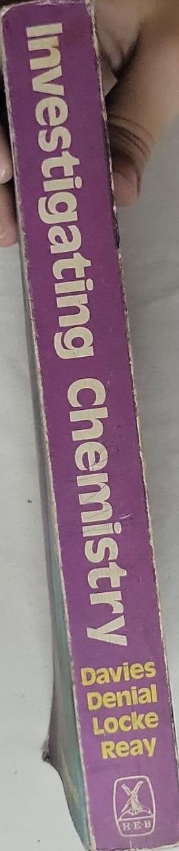 Investigating Chemistry: Second Edition