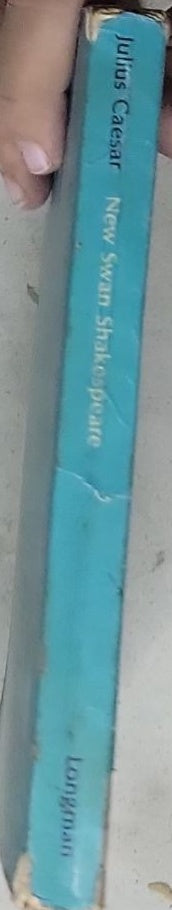 Julius Caesar: New Swan Shakespeare Series (Longman edition)