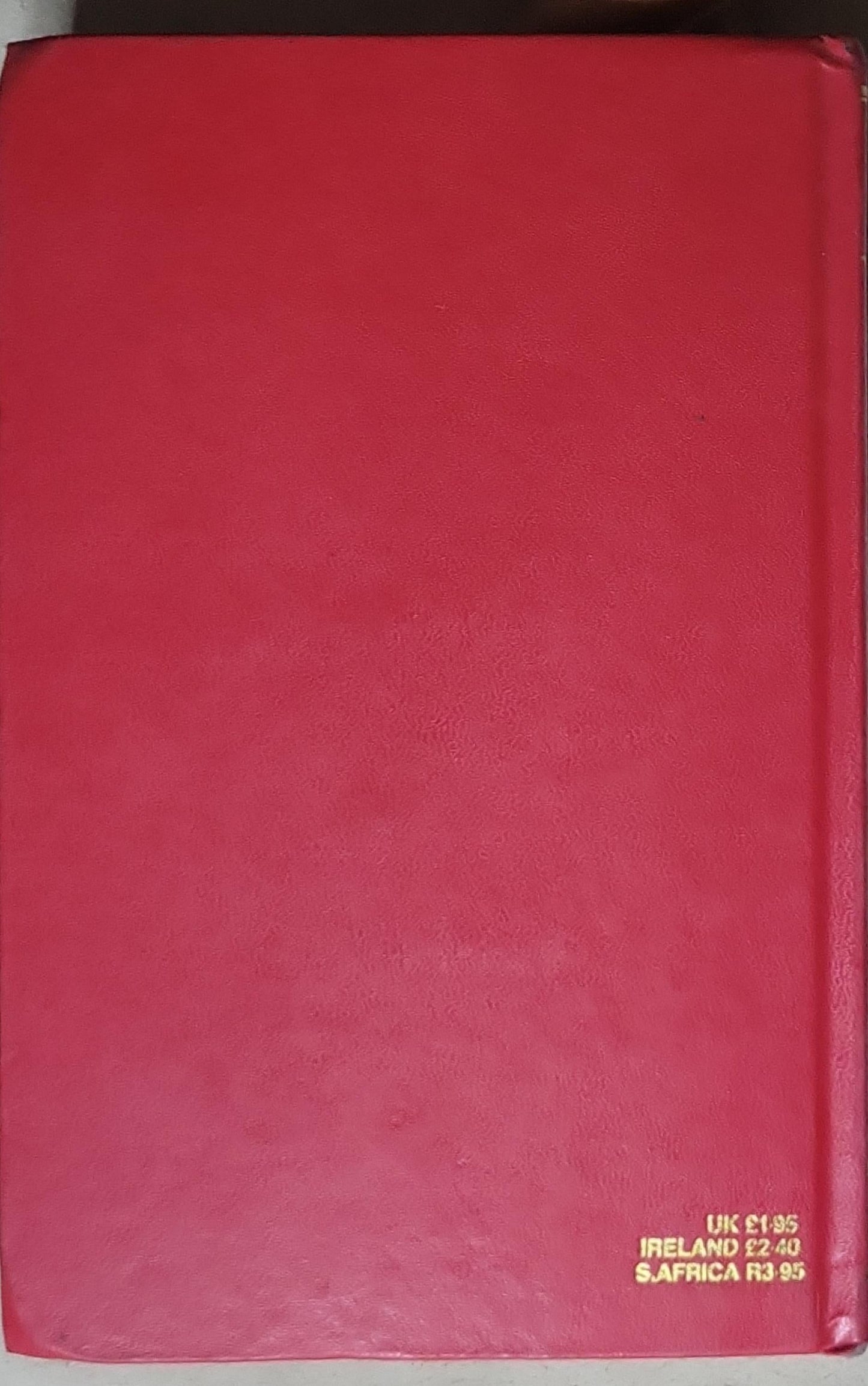 Love is Innocent: The Romantic Novels of Barbara Cartland No 6