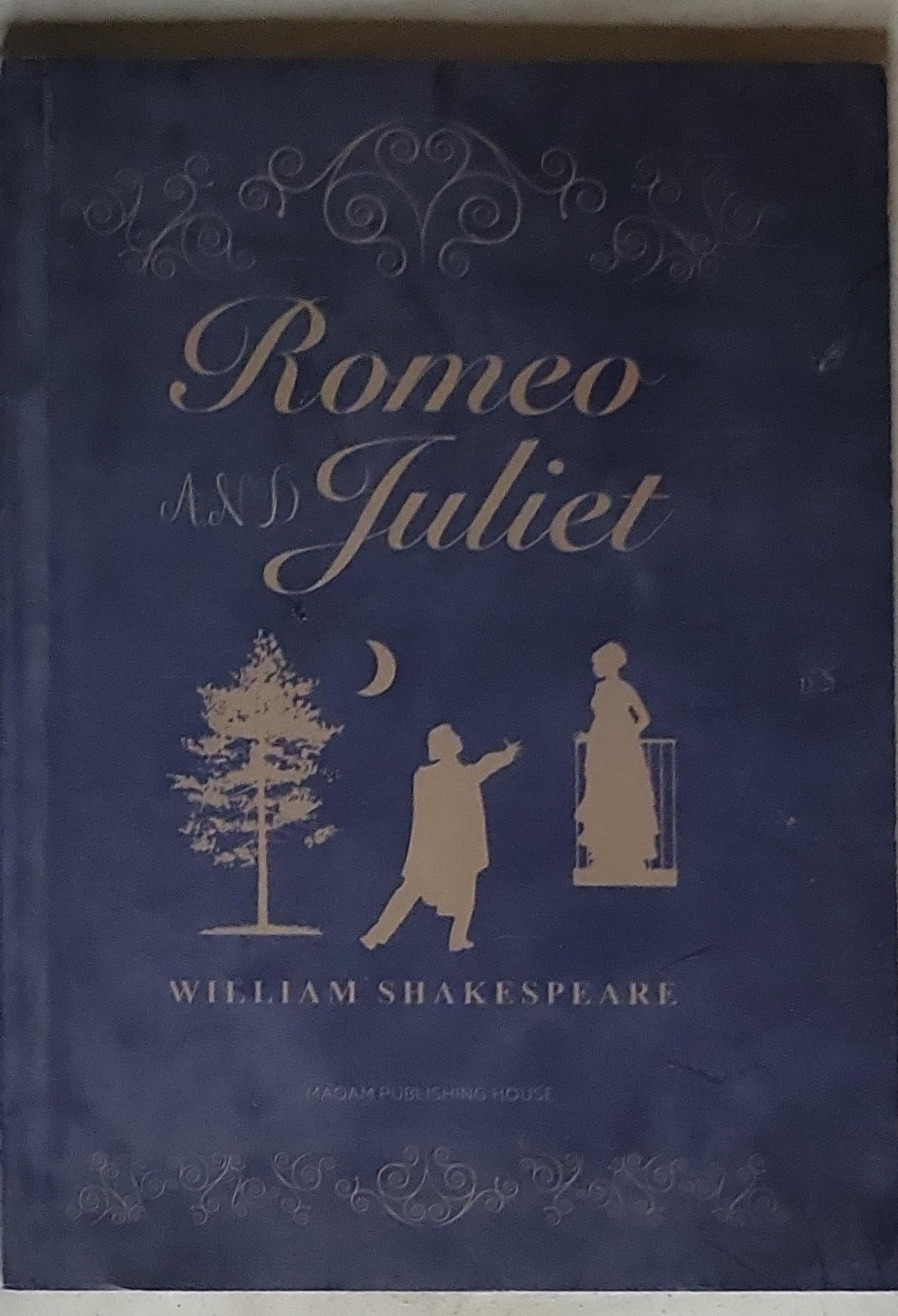 Romeo and Juliet: Macmillan Collector's Library edition