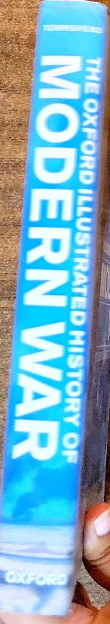 The Oxford Illustrated History of Modern War