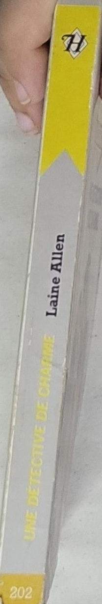 Une détective de charme