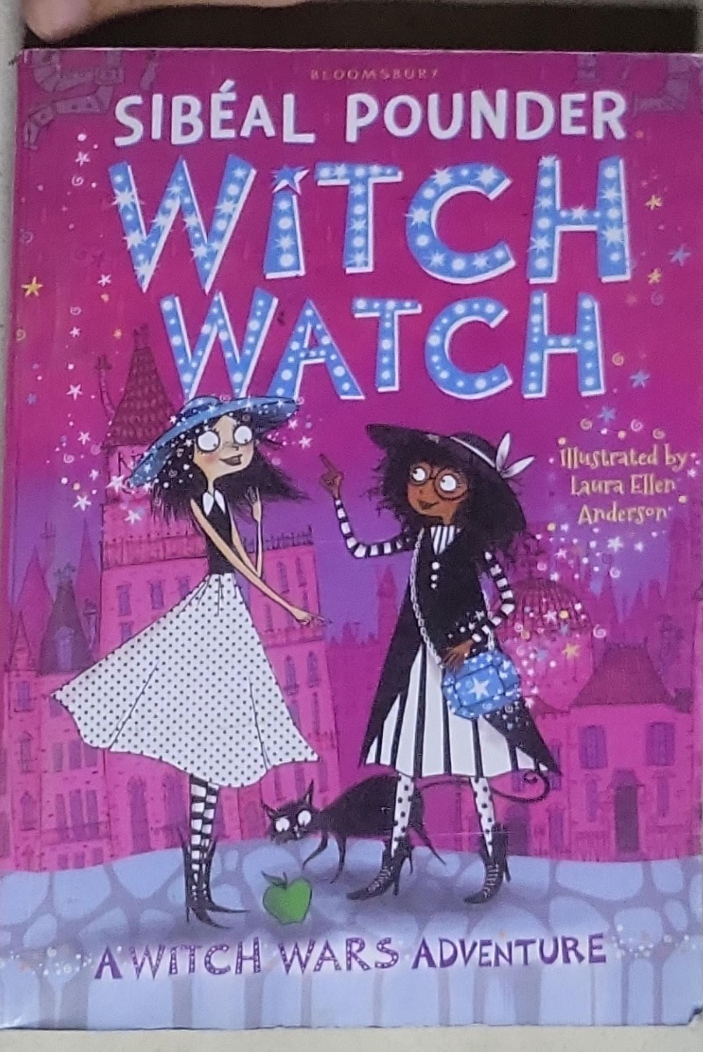 Witch Watch: A Witch Wars Adventure