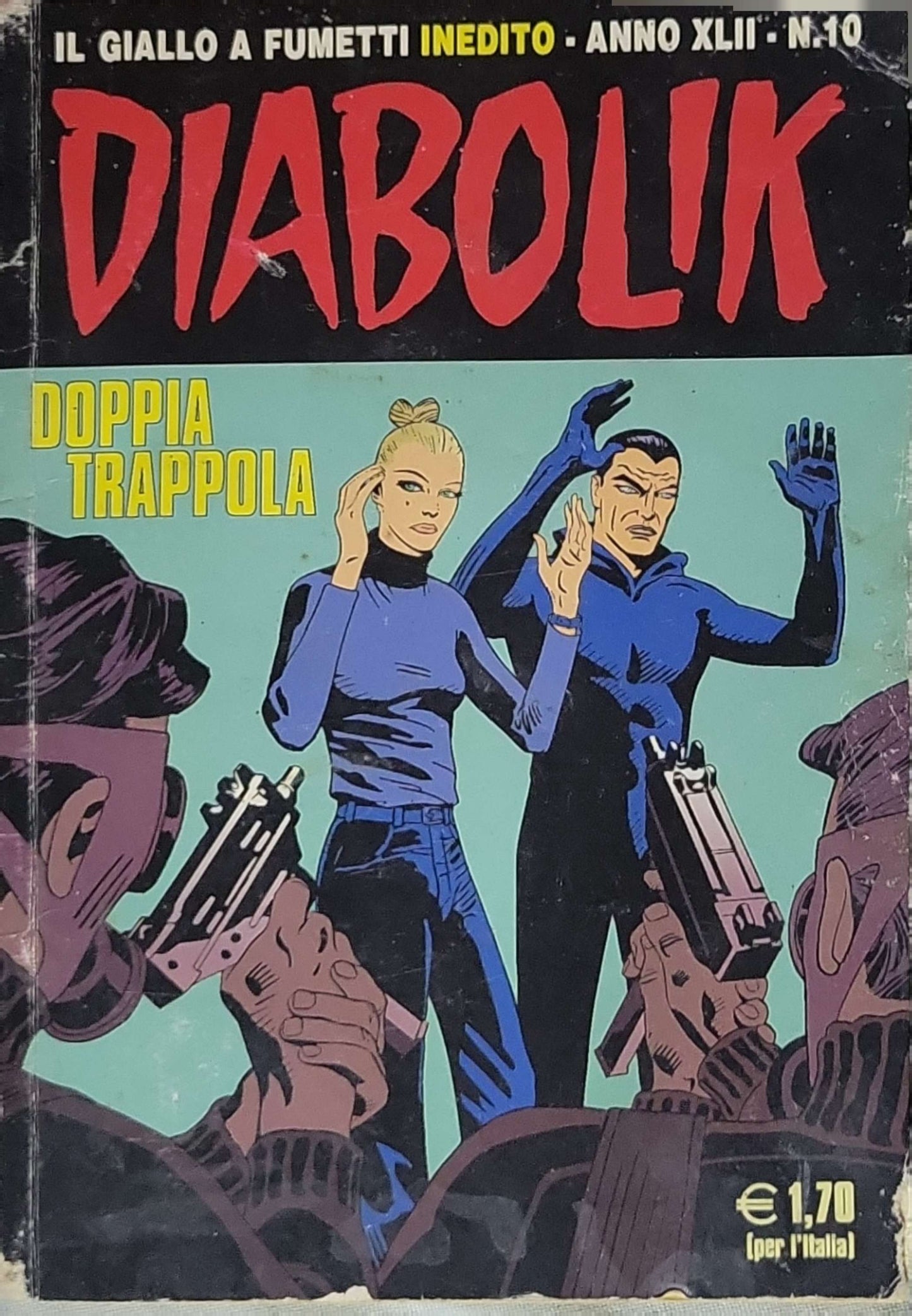 Diabolik — Doppia Trappola (2003) / "Double Trap": Anno XLII - N.10 (Prima pubblicazione: Ottobre 2003) By Marco Berardi (script) and Tito Faraci (script) and Patricia Martinelli (script) and Giuseppe Di Bernardo (art) and Luigi Merati (inks)