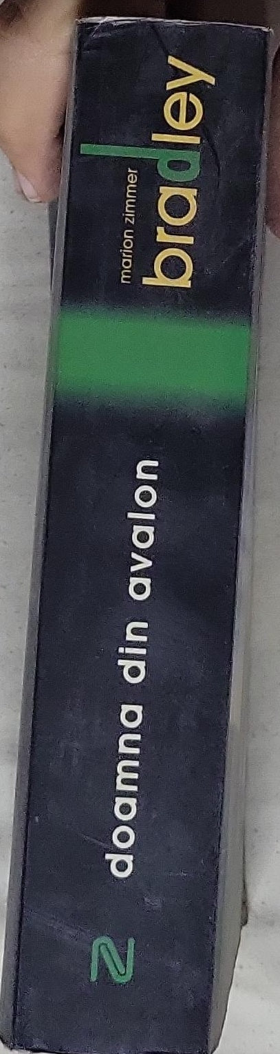 Doamna din Avalon