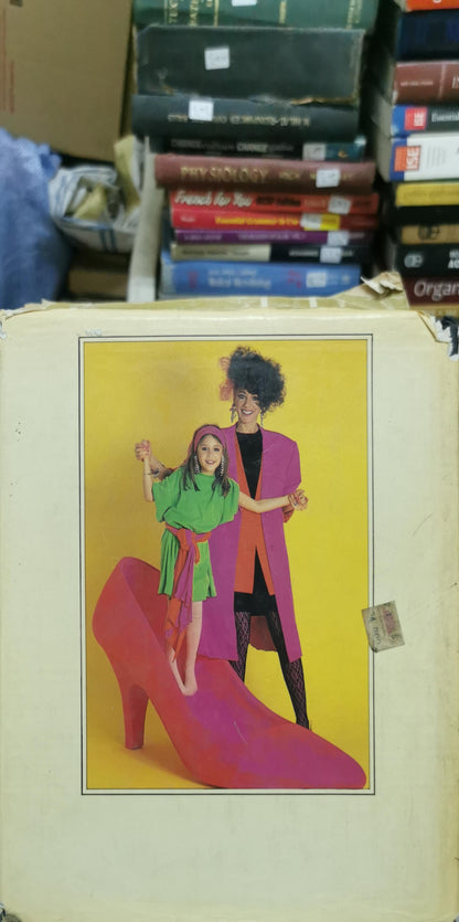 Dressing Up: How to Look and Feel Absolutely Perfect for Any Social Occasion By Marisa Berenson