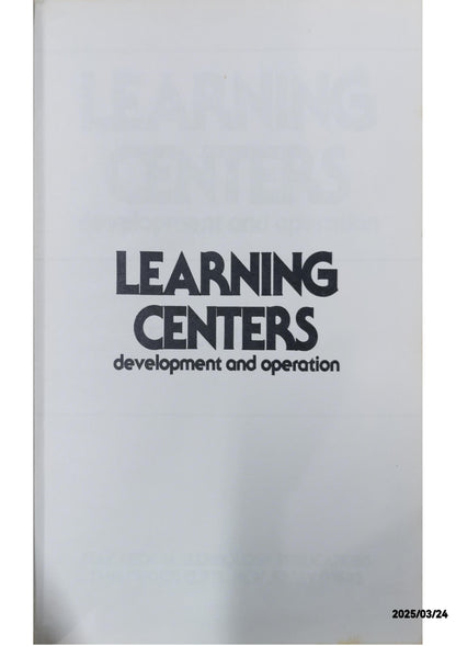 LEARNING CENTERS - Frances Bennie - Hardcover