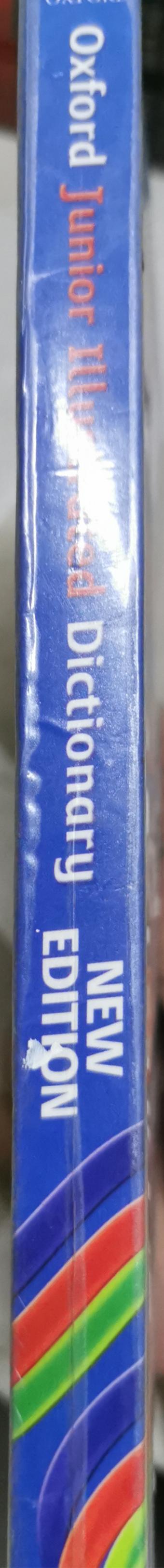 Oxford Junior Illustrated Dictionary: New edition