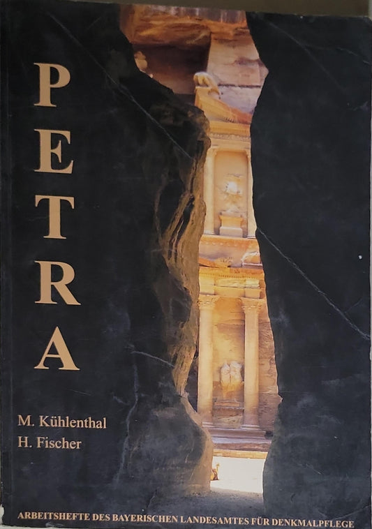 Petra: die Restaurierung der Grabfassaden