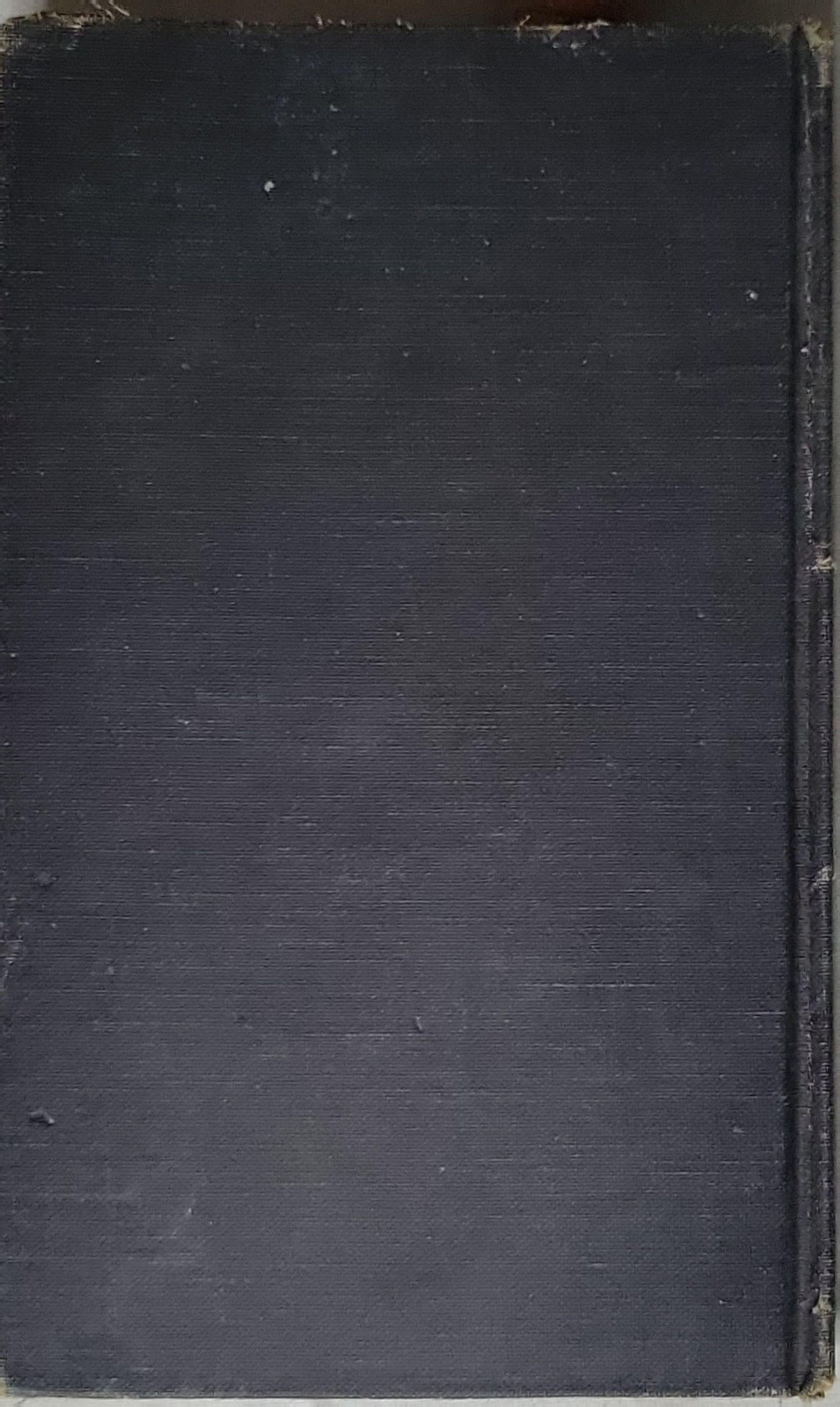 The Elements of Style: With Revisions, an Introduction, and a New Chapter on Writing By William Strunk, Jr. and E. B. White