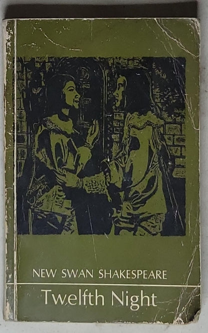 Twelfth Night: New Swan Shakespeare Series (edited by Louis B. Wright & Virginia A. La Mar)
